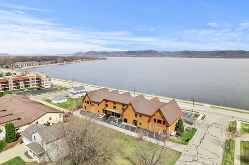 202-1301 N Lakeshore Dr, Lake City, MN, 55041-1176 | Card Image