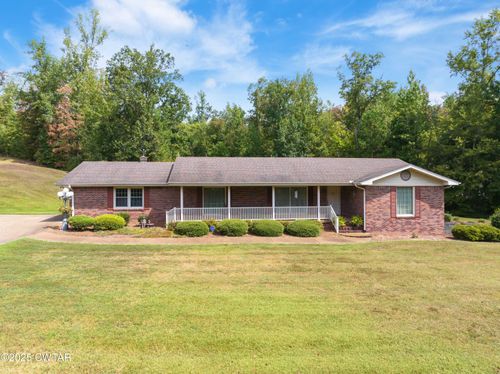 1907 Old Perryville Rd, Parsons, TN, 38363-3353 | Card Image