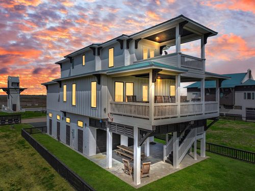 402 Seagrass, Port Bolivar, TX, 77650 | Card Image