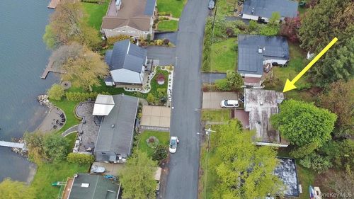 19 Crescent Cir, Rock Hill, NY, 12775-6200 | Card Image