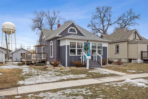 419 6th St N, Breckenridge, MN, 56520-1507 | Card Image