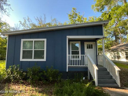 2017 Talladega Rd, Jacksonville, FL, 32209-2639 | Card Image