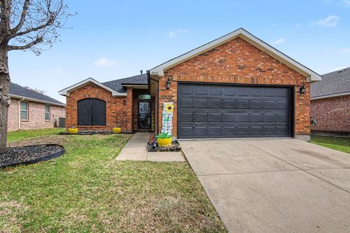 2041 Falls Creek Dr, Little Elm, TX, 75068-5884 | Card Image