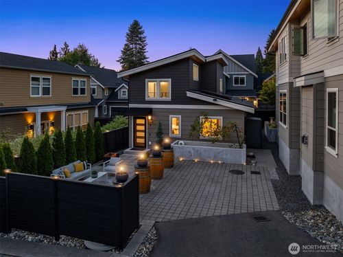 b-12013 9th Ave Nw, Seattle, WA, 98177-4605 | Card Image