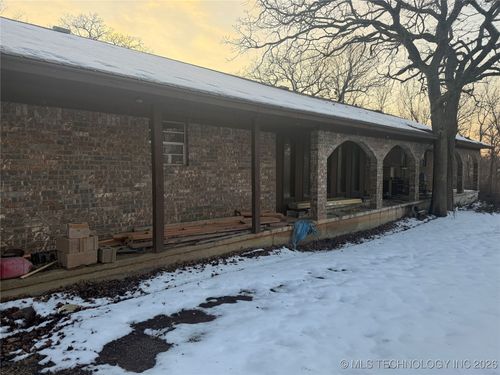 1824 S 195th West Ave, Sand Springs, OK, 74063-8040 | Card Image