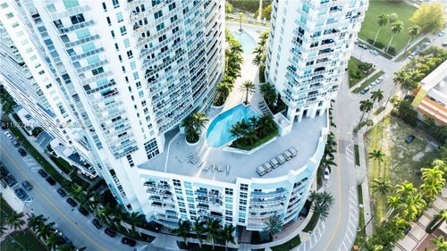 apt-3514-1900 N Bayshore Dr, Miami, FL, 33132-3019 | Card Image