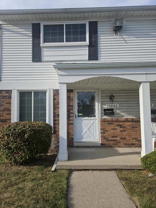 13842 Keating Dr, Sterling Heights, MI, 48312-2423 | Card Image