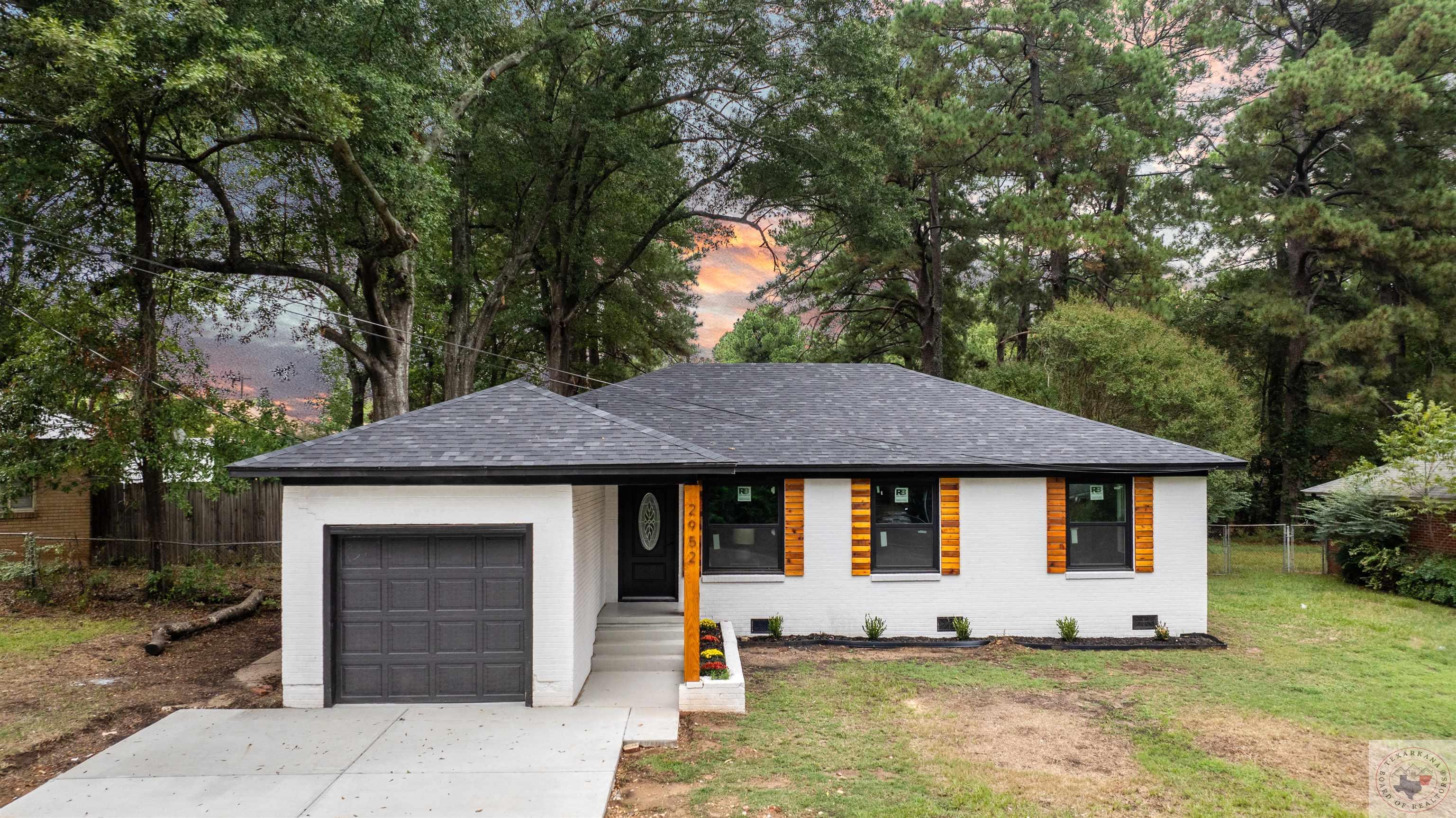 Marion St, Texarkana, TX 75501
