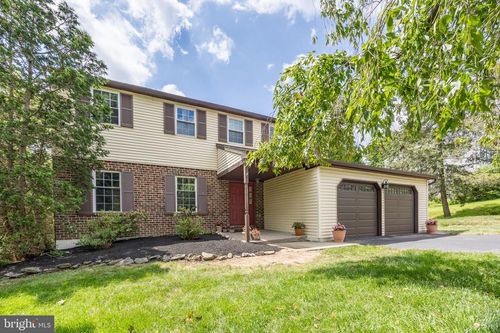 3 Buckthorn Ln, Collegeville, PA, 19426-2967 | Card Image