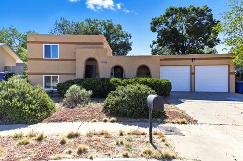 10504 Guadalajara Ave Ne, Albuquerque, NM, 87111-1719 | Card Image