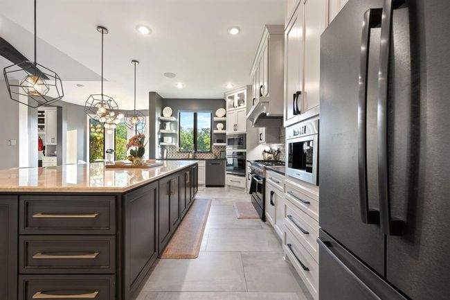 27494 S Lazy Meadow Way, House other with 4 bedrooms, 6 bathrooms and 3 parking in Spring TX | Image 19