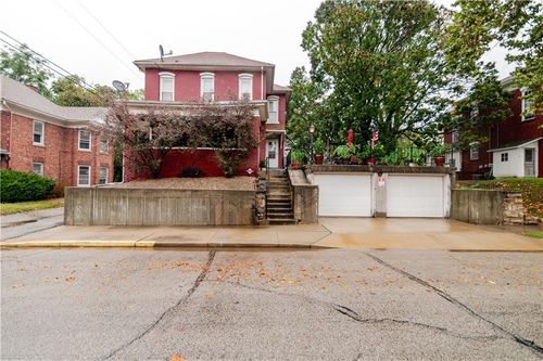 212 N 9th St, Atchison, KS, 66002-2321 | Card Image