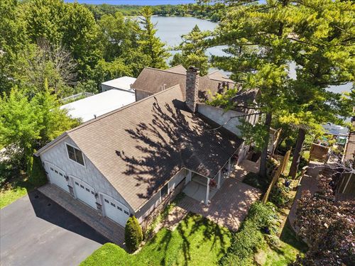 113 Hilltop Dr, Lake In The Hills, IL, 60156-1169 | Card Image