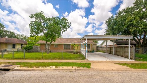 4009 Marion Cir, Corpus Christi, TX, 78411-3410 | Card Image