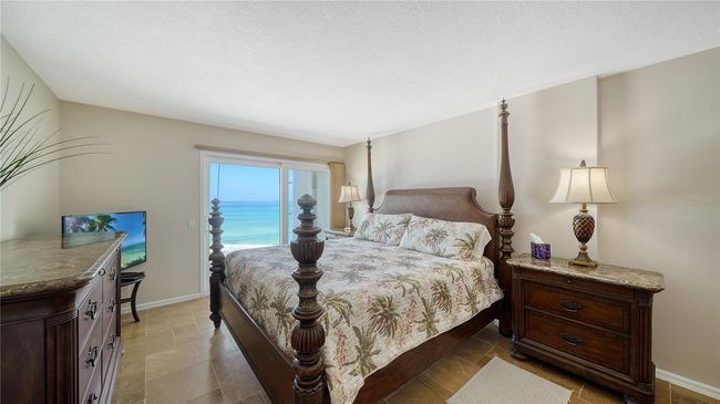 APT-805 - 19 Whispering Sands Dr, Condo with 2 bedrooms, 2 bathrooms and null parking in Siesta Key FL | Image 21