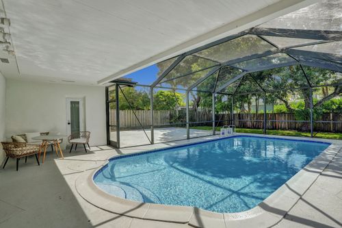 2030 N 54th Ave, Hollywood, FL, 33021-3932 | Card Image