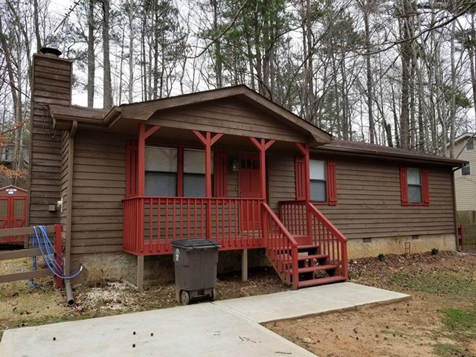 Paul St, Douglasville, GA 30135