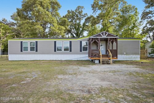 1951 Catherine Lake Rd, Richlands, NC, 28574-7135 | Card Image