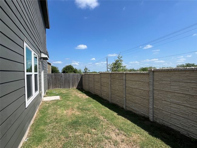 393 Soapstone Pass, House other with 4 bedrooms, 3 bathrooms and null parking in Maxwell TX | Image 28