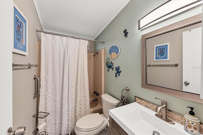 Second Bathroom | Image 17