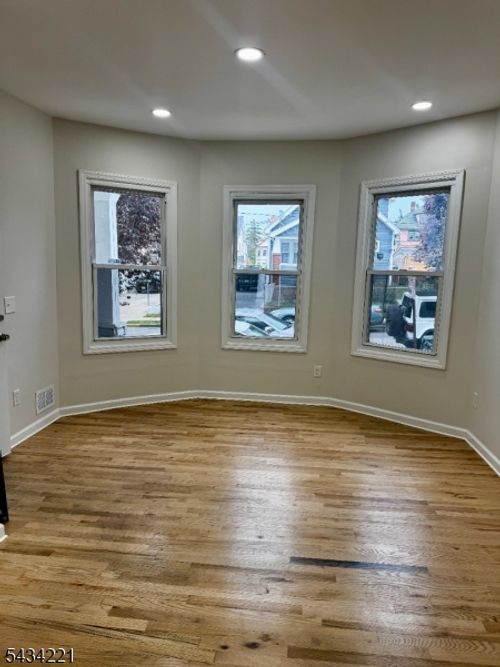 1-1022 E 22nd St, Paterson, NJ, 07513-1615 | Card Image