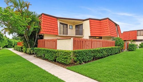 3874 Victoria Dr, West Palm Beach, FL, 33406-4926 | Card Image