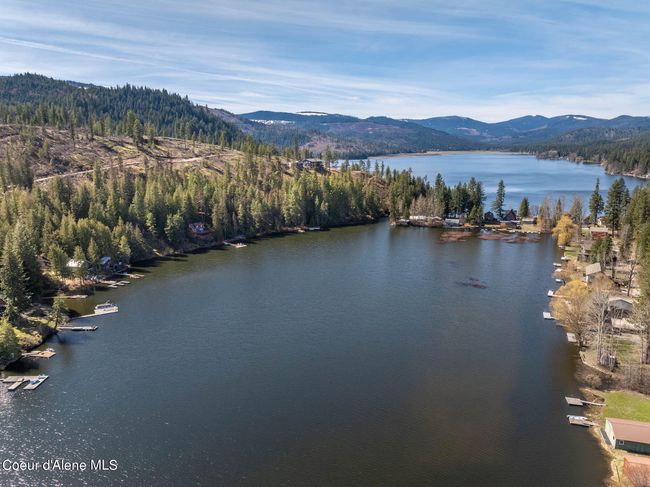 7771 W Channel Ln, Home with 3 bedrooms, 1 bathrooms and null parking in Rathdrum ID | Image 44