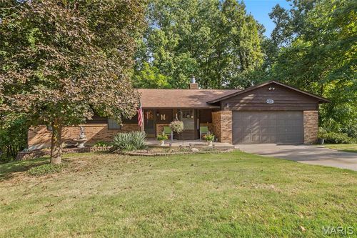 5190 N Royale Dr, Imperial, MO, 63052-3062 | Card Image