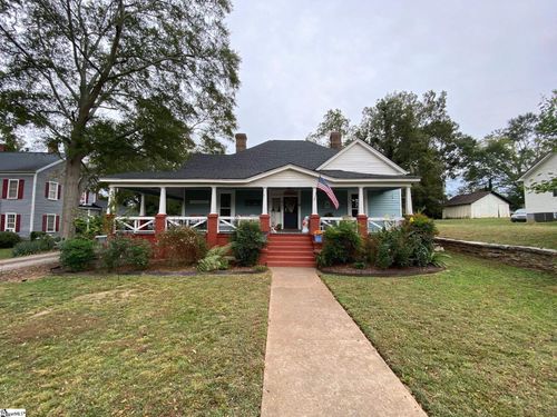 657 S Harper St, Laurens, SC, 29360-2863 | Card Image