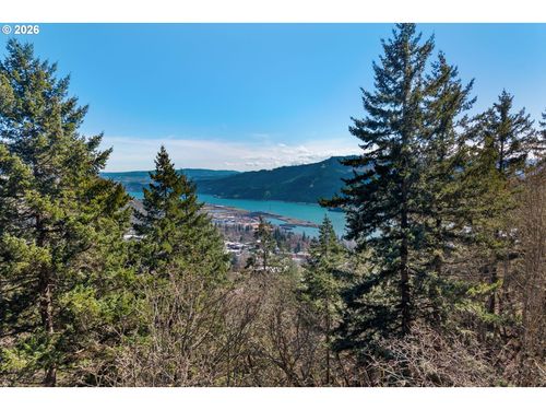 735 Nw Strawberry Mountain Rd, WhiteSalmon, WA, 98672 | Card Image