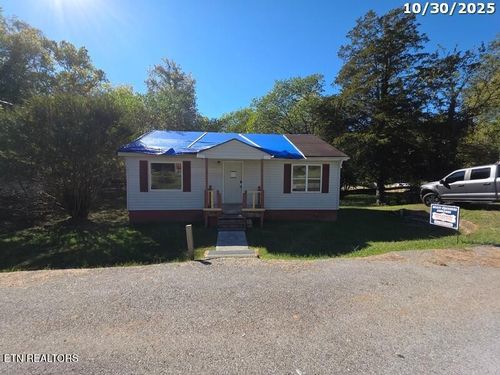 115 Cedar Cir, Harriman, TN, 37748-6331 | Card Image