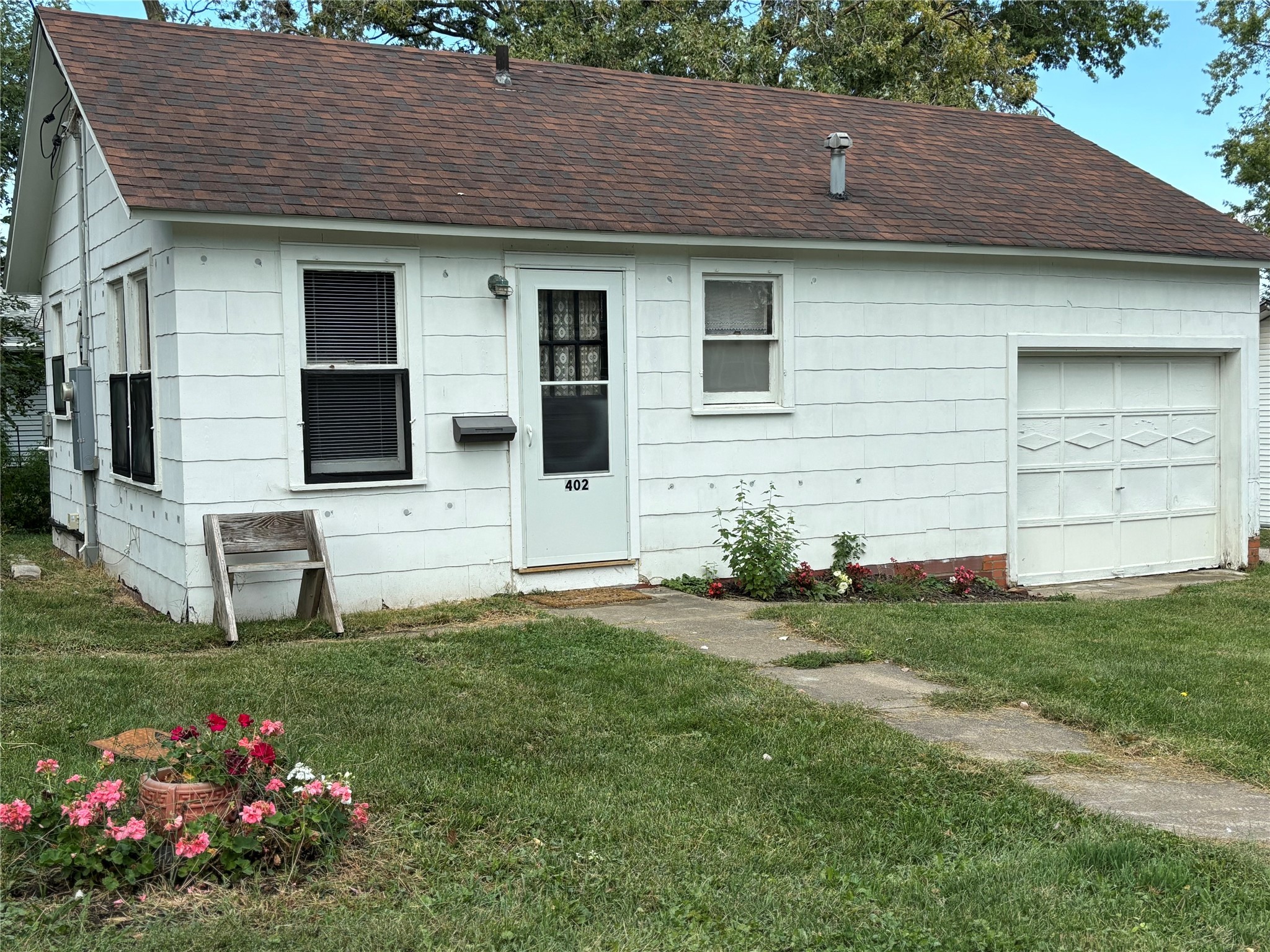 Jarvis St, Creston, IA 50801