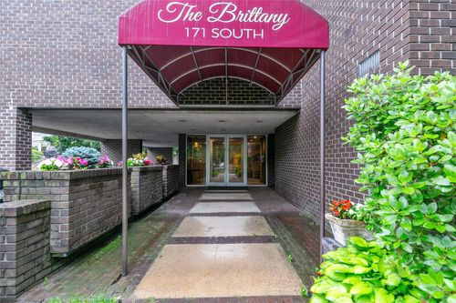 apt-1f-171 S Middle Neck Rd, Great Neck, NY, 11021-4607 | Card Image