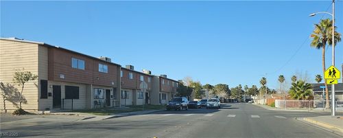 apt-l-2525 Donna St, North Las Vegas, NV, 89030-5571 | Card Image