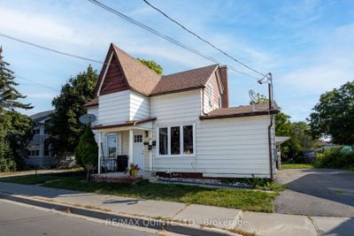 91 West St, Home with 6 bedrooms, 3 bathrooms and 6 parking in Trenton ON | Image 1