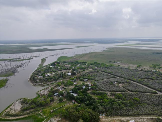 7040 Minson Dr, House other with 2 bedrooms, 1 bathrooms and null parking in Sandia TX | Image 15