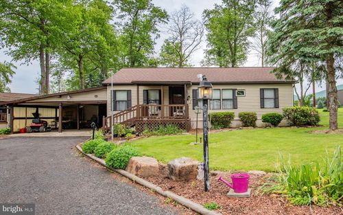 887-887 Laurel Cir, Lock Haven, PA, 17745 | Card Image