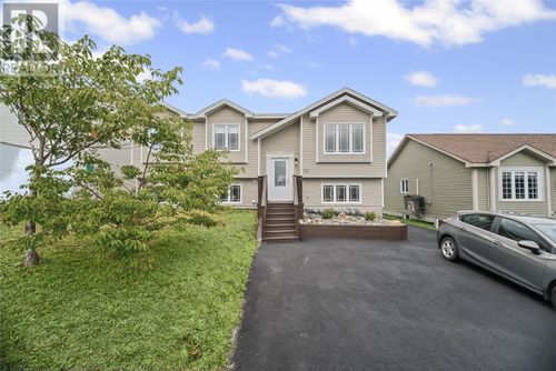 28 Westport Drive, Home with 5 bedrooms, 3 bathrooms and null parking in Paradise NL | Card Image