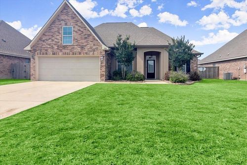 1943 Thibodeaux Rd, Lake Charles, LA, 70607-7706 | Card Image