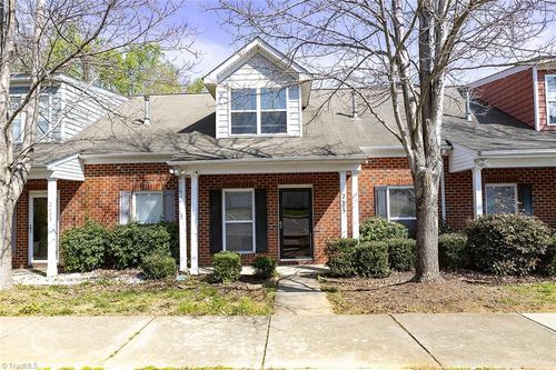 2605 Feather Bend Ct, Charlotte, NC, 28269-0814 | Card Image