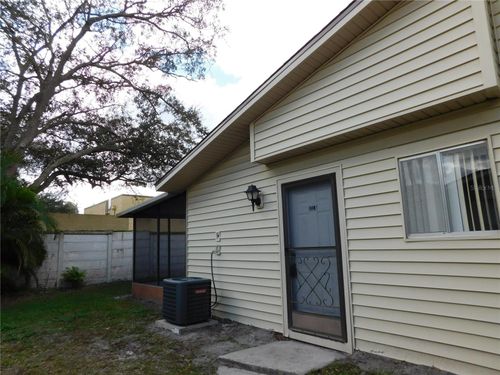 1118 Spring Meadow Dr, KISSIMMEE, FL, 34741-3243 | Card Image