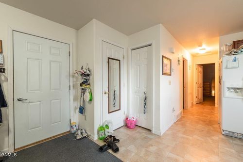 15 Garden Dr, Washburn, ND, 58577-8501 | Card Image