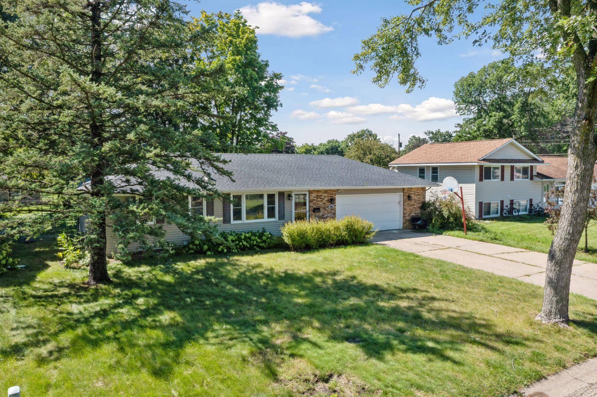 Strese Ln, Saint Paul, MN 55124