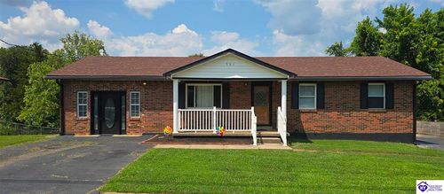 561 E Lincoln Trail Blvd, Radcliff, KY, 40160-1261 | Card Image