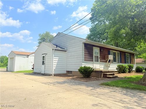 27266 Bagley Rd, Olmsted Twp, OH, 44138-1063 | Card Image
