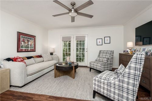 110-120 15th St E, Tuscaloosa, AL, 35401-3678 | Card Image