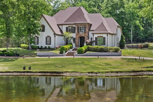 224 S Monterey Farms Cv, Collierville, TN, 38017-4880 | Card Image
