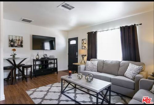 d-5428 Colfax Ave, North Hollywood, CA, 91601-3048 | Card Image
