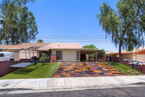 6712 Oak Valley Dr, Las Vegas, NV, 89103-3145 | Card Image