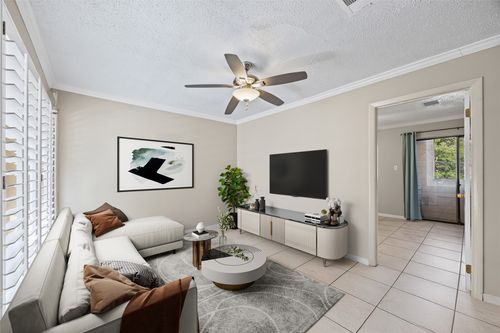 204-2510 San Gabriel St, Austin, TX, 78705-4330 | Card Image